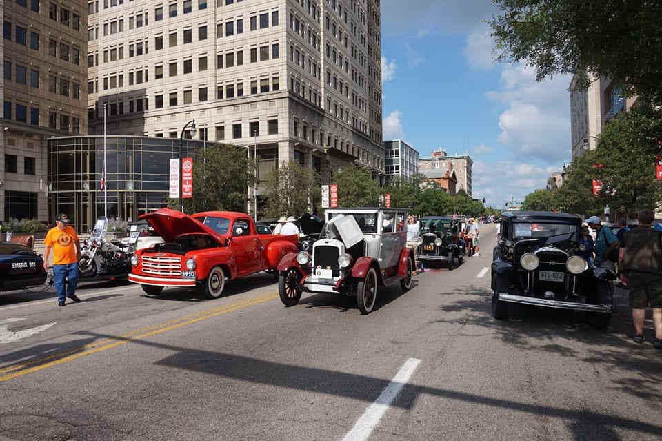 Hamilton Fairfield Antique & Classic Car Parade 2016